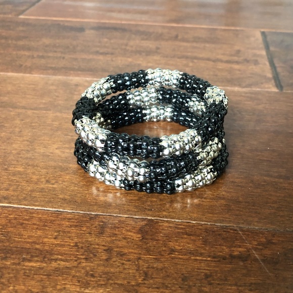 Black & Silver Bracelet set - Picture 1 of 6
